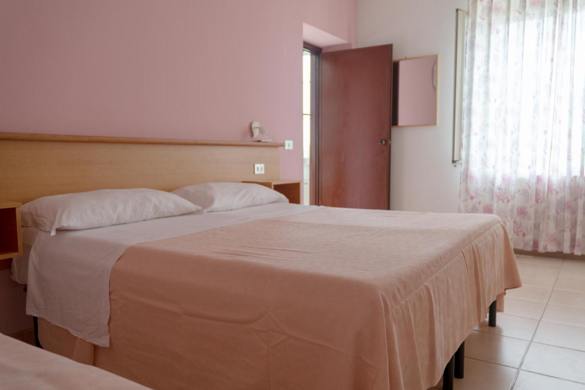 I Lecci Guesthouse Сан-Феліче-Чирчео Екстер'єр фото