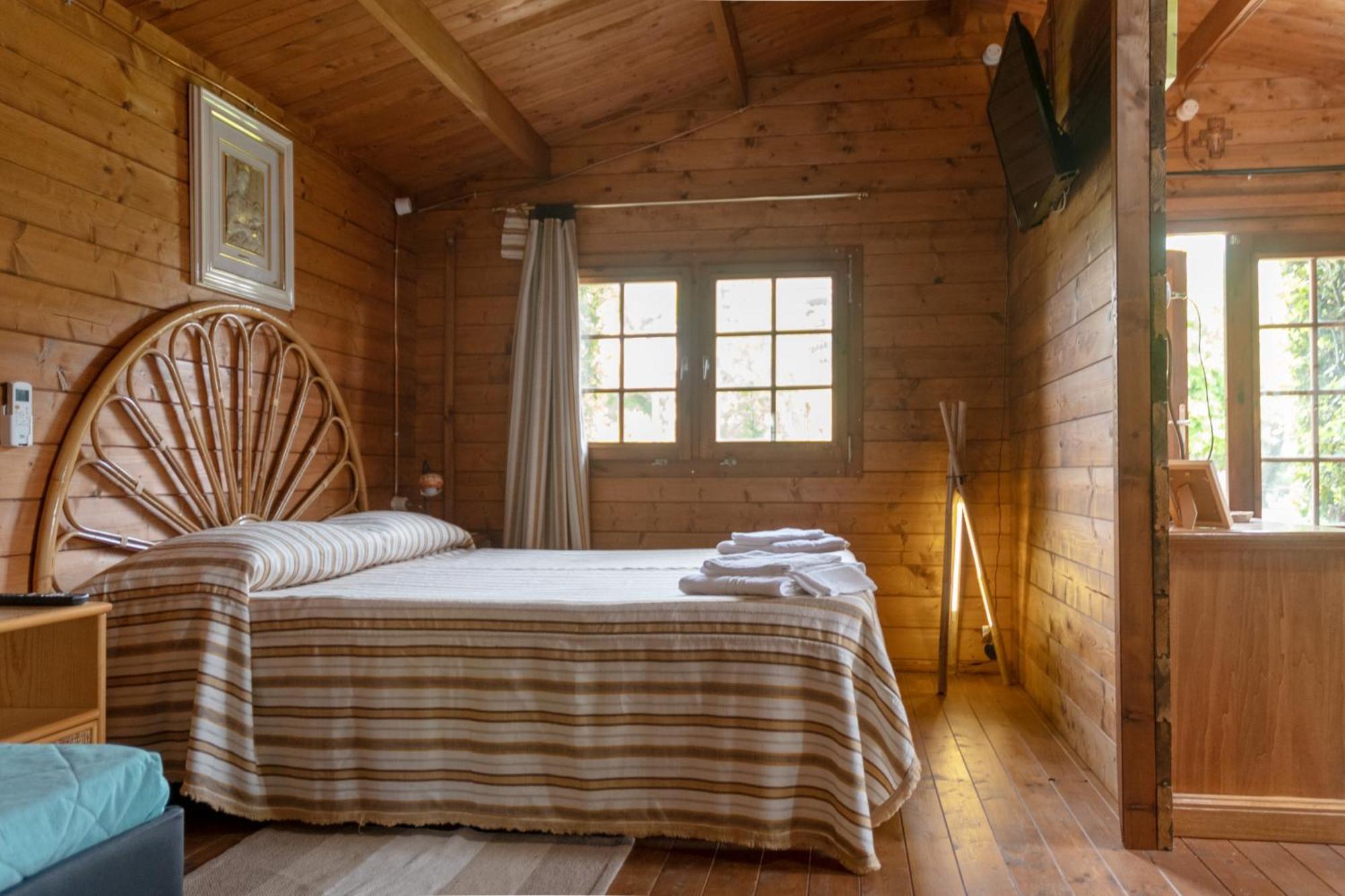 I Lecci Guesthouse Сан-Феліче-Чирчео Екстер'єр фото