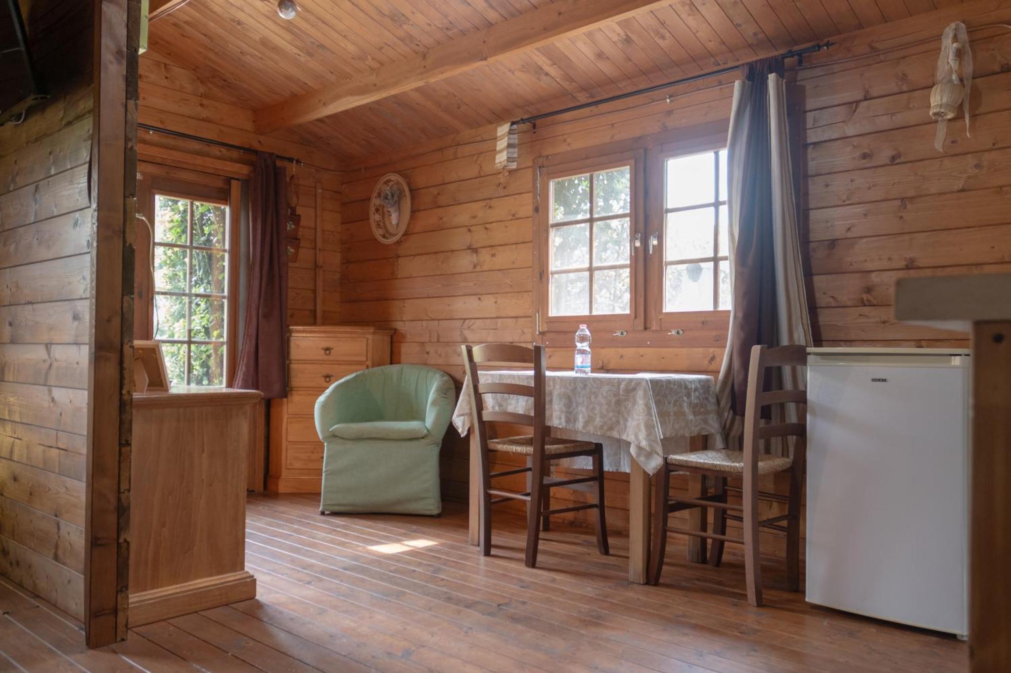 I Lecci Guesthouse Сан-Феліче-Чирчео Екстер'єр фото